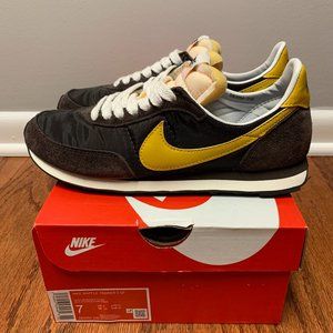 Nike Waffle Trainer 2 SP DB3004-200 Velvet Brown/Dark Sulfur Mens Size 7